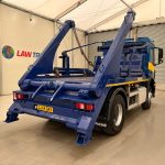 Mercedes Arocs 1824 Day Cab Skip Loader - thumbnail