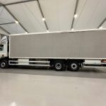 DAF CF 330 Rear Lift Day Cab Fridge Box - thumbnail