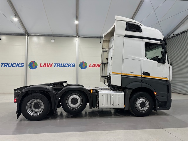 Mercedes Actros 2545 6×2 Midlift Tractor Unit