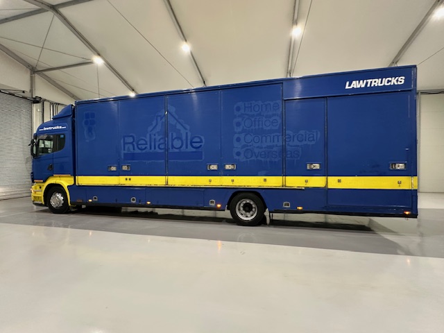 Scania R270 4×2 Sleeper Cab Box Van Manual