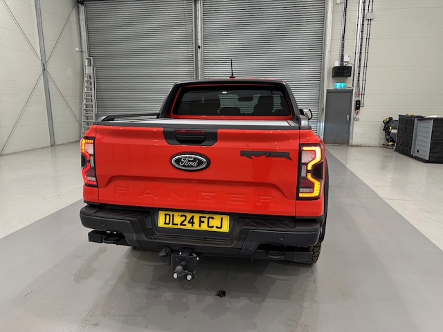 Ford Ranger Raptor 2.0 Auto 4×4 Pick Up