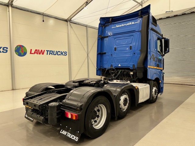 Mercedes Actros 2545 6×2 Midlift Tractor Unit
