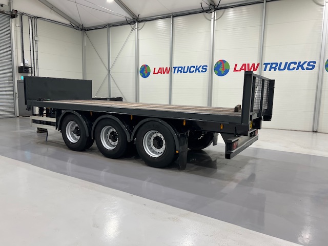 Montracon Tri Axle Flatbed Drawbar Trailer