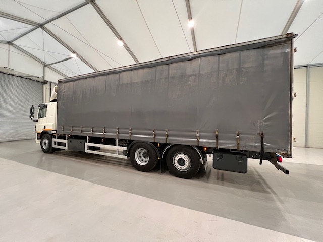 DAF CF75 310 Rear Lift Sleeper Cab Curtainsider