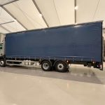 Mercedes Actros 2530 6×2 Day Cab Curtainsider - thumbnail