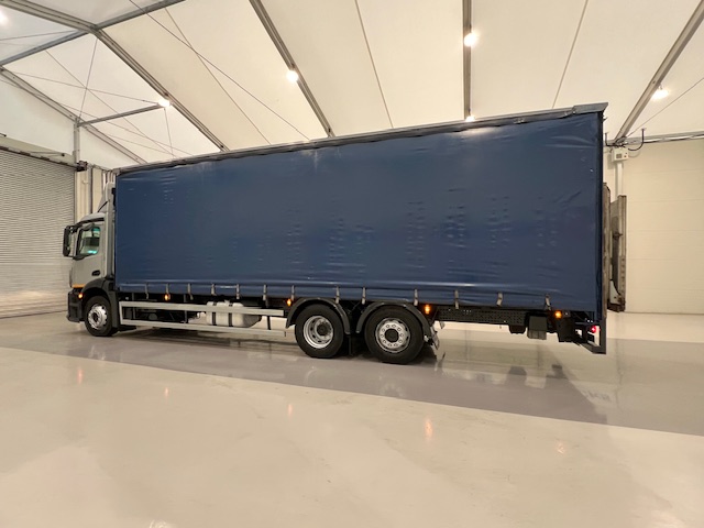 Mercedes Actros 2530 6×2 Day Cab Curtainsider