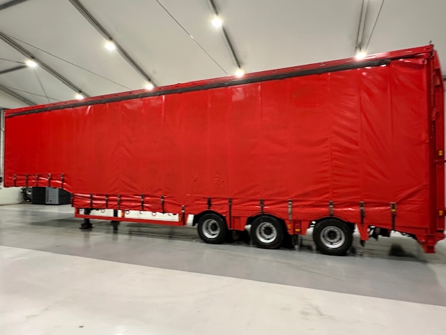 Nooteboom Tri Axle Stepframe Enclosed Lowloader