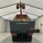 Volvo FM 370 8×4 Steel Tipper Grab - thumbnail
