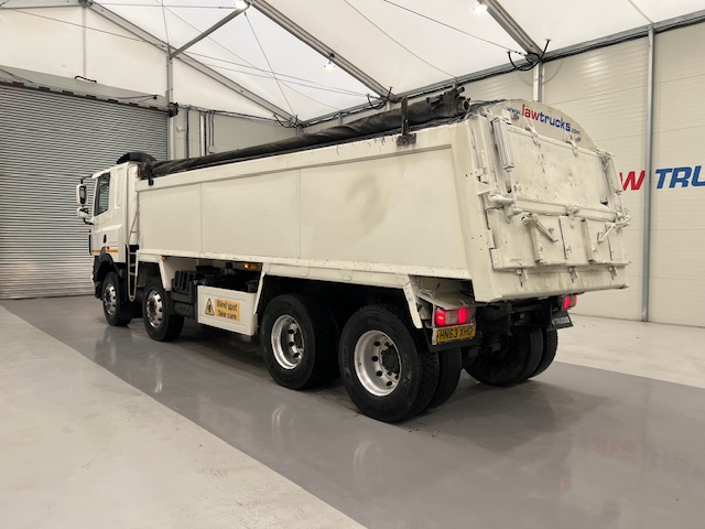 DAF CF85 360 8×4 Sleeper Cab Tipper Manual