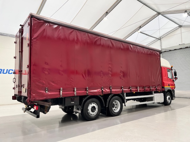 DAF CF 290 6×2 Rear Lift Sleeper Cab Curtainsider