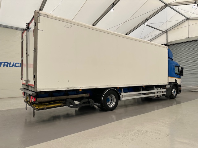 Scania P250 4×2 Sleeper Cab Fridge Box