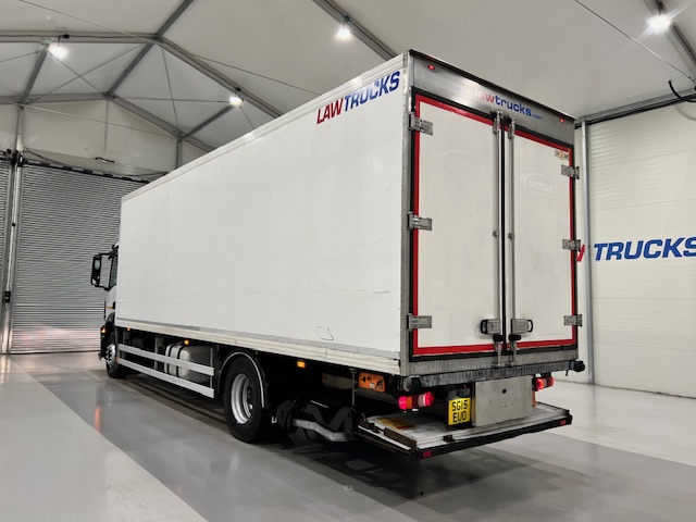 Mercedes Antos 1827 Day Cab Fridge Box