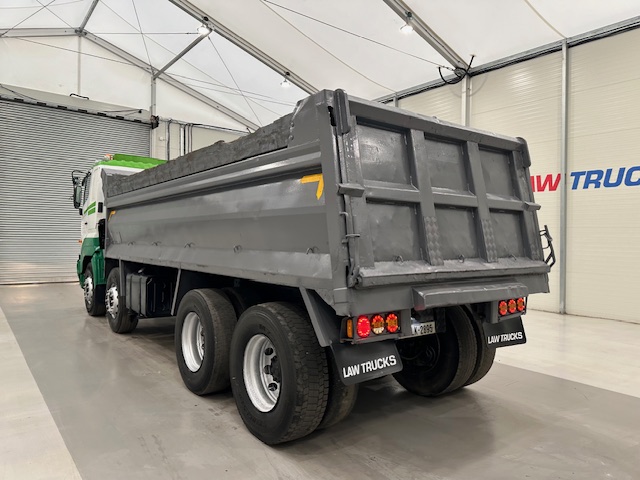 Hino 3241 700 8×4 Sleeper Cab Steel Tipper