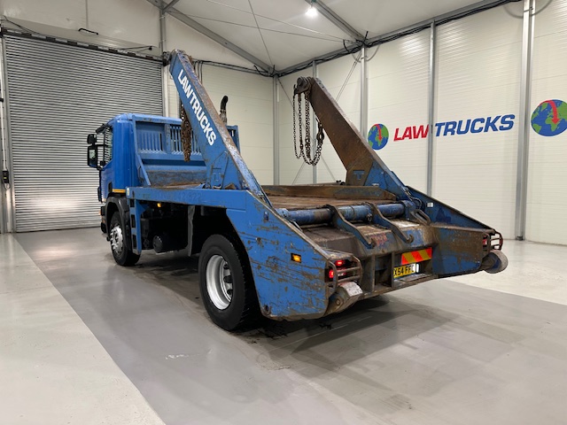 Scania P94 230 4×2 Day Cab Skip Loader