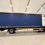 MAN TGM 18.250 4×2 Sleeper Cab Curtainsider - thumbnail
