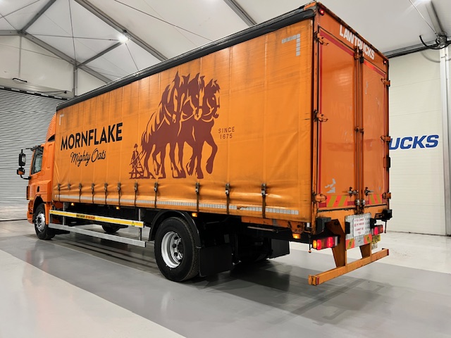 DAF CF65 220 Sleeper Cab Curtainsider