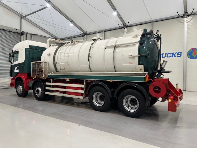 Scania R420 8×4 Highline Vacuum Tanker