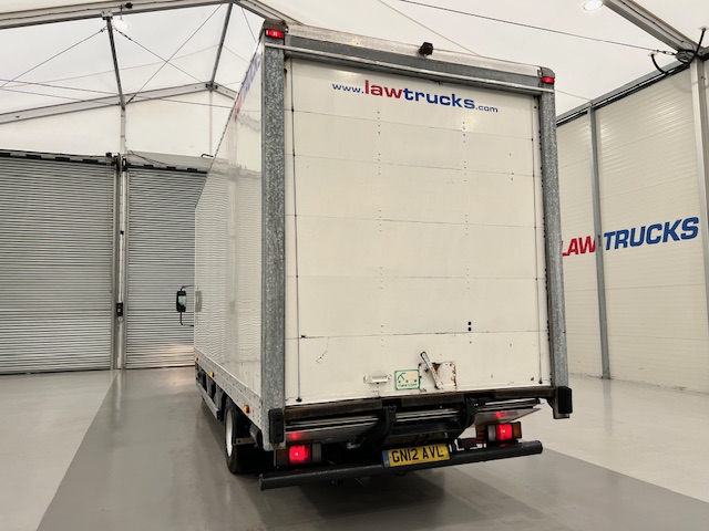 Isuzu N75.190 Day Cab Box Van