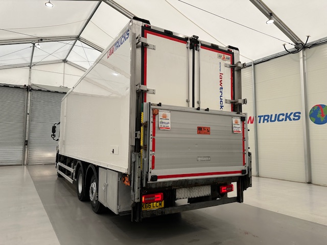 DAF CF 290 6×2 Rear Steer Fridge Box