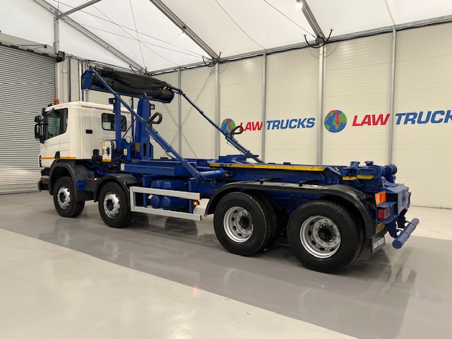 Scania P360 8×4 Day Cab Hookloader Manual