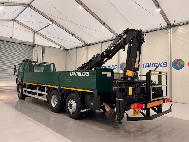 DAF CF75 310 6×2 Day Cab Dropside Crane