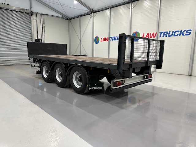 Montracon Tri Axle Flatbed Drawbar Trailer