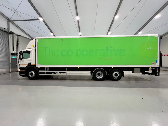 Scania P280 6×2 Rear Lift Day Cab Fridge Box