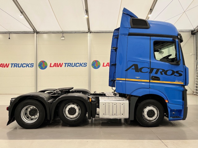 Mercedes Actros 2545 6×2 Midlift Tractor Unit