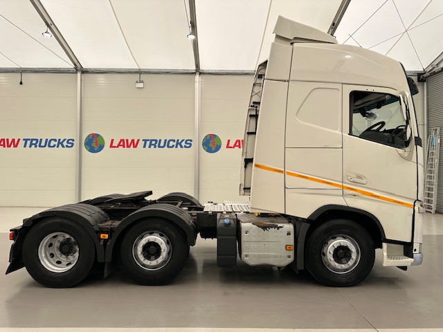 Volvo FH 460 6×2 Midlift Tractor Unit