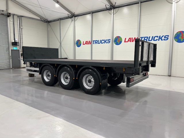 Montracon Tri Axle Flatbed Drawbar Trailer