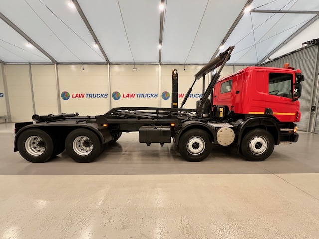 Scania P380 8×4 Day Cab Hookloader Manual