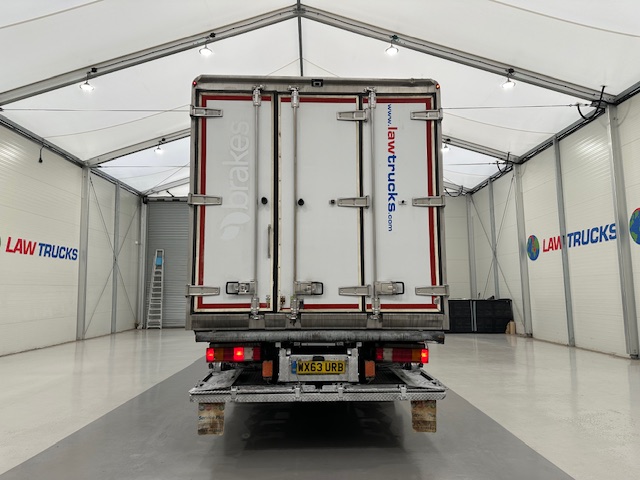 Mercedes Axor 1824 Day Cab Fridge Box