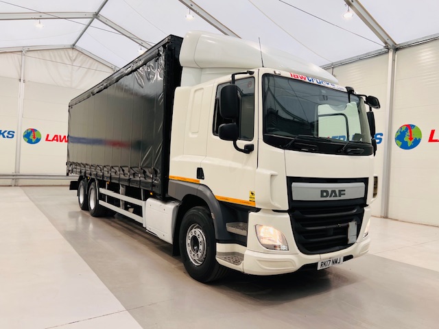 DAF CF 330 6×2 Rear Lift Sleeper Cab Curtainsider