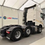 Volvo FH 460 Euro 5 6×2 Tractor Unit Safari Edition - thumbnail