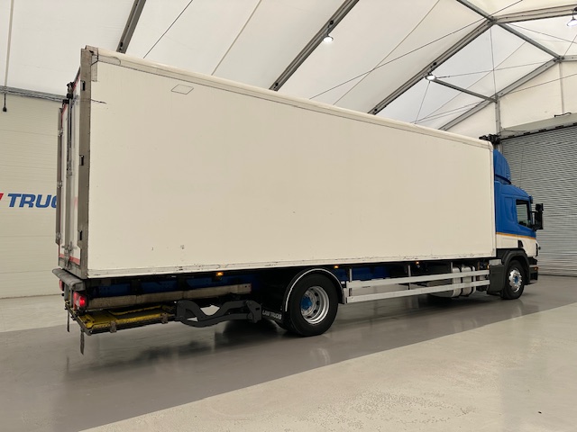 Scania P250 4×2 Sleeper Cab Fridge Box