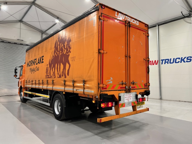 DAF CF65 220 Sleeper Cab Curtainsider