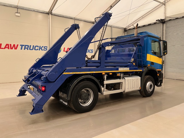 Mercedes Arocs 1824 Day Cab Skip Loader