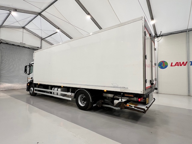 Mercedes Antos 1827 Day Cab Fridge Box
