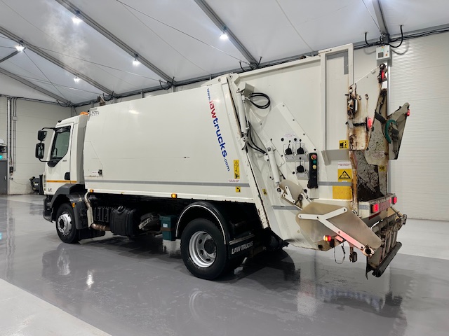 DAF LF 220 4×2 Day Cab Refuse Collector