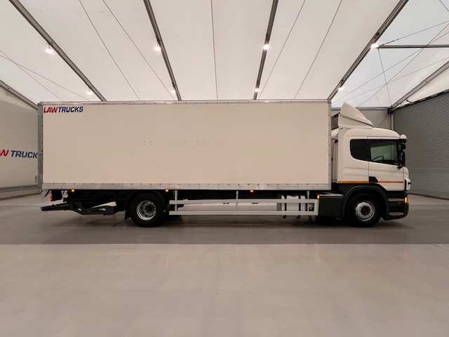 Scania P250 4×2 Sleeper Cab Box Van Manual