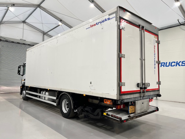 Mercedes Antos 1827 Day Cab Fridge Box