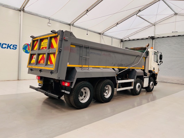 DAF CF 400 8×4 Day Cab Tipper