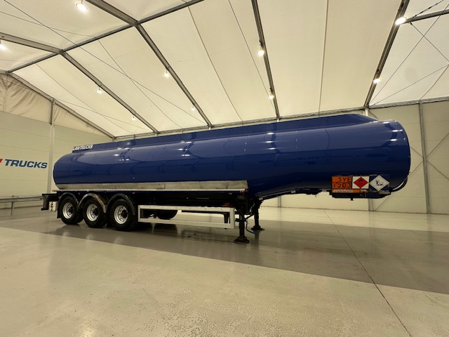 Cobo 41000 Litre Tri Axle Fuel Tanker Trailer