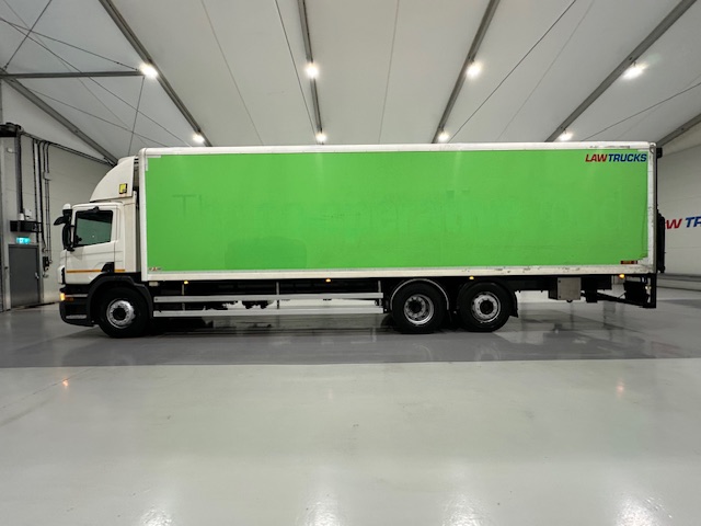 Scania P280 6×2 Rear Lift Day Cab Fridge Box