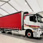 Mercedes Actros 1824 4×2 Sleeper Cab Curtainsider - thumbnail