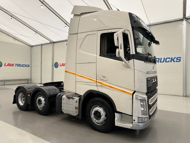 Volvo FH 460 6×2 Midlift Tractor Unit