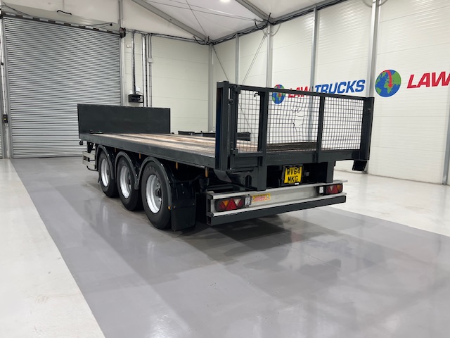 Montracon Tri Axle Flatbed Drawbar Trailer