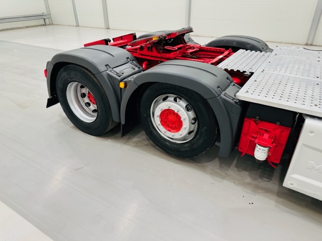 MAN TGX 26.480 6×2 Tractor Unit