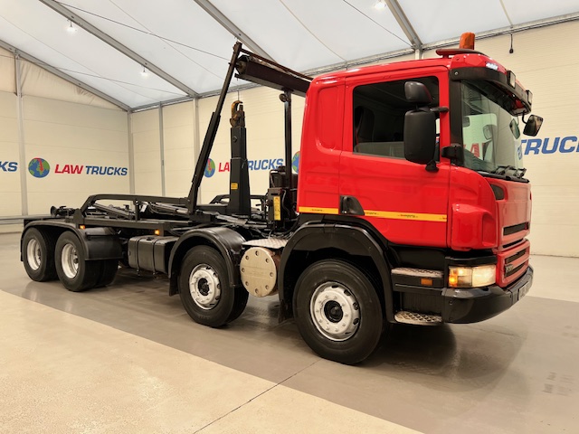 Scania P380 8×4 Day Cab Hookloader Manual