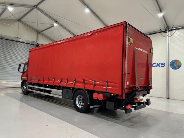 DAF LF 250 Sleeper Cab Curtainsider